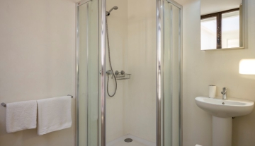 resa estates ibiza 2021 holiday home villa rent talamanca  shower bathroom .jpg